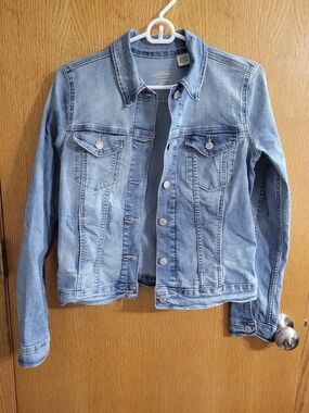 Signature by Levi Strauss Medium Wash Blue Denim Jacket